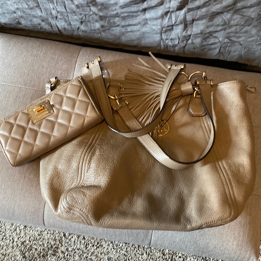 Michael Kors purse